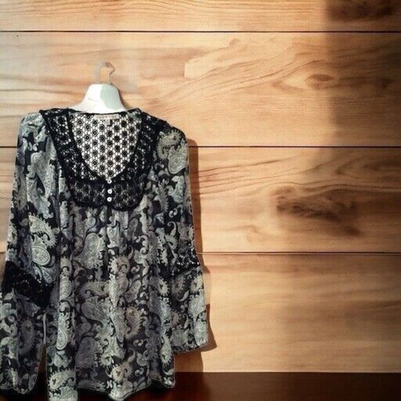 Daniel Rainn Women’s Sheer Long Sleeve Blouse Crocheted Paisley Size M - Picture 6 of 6